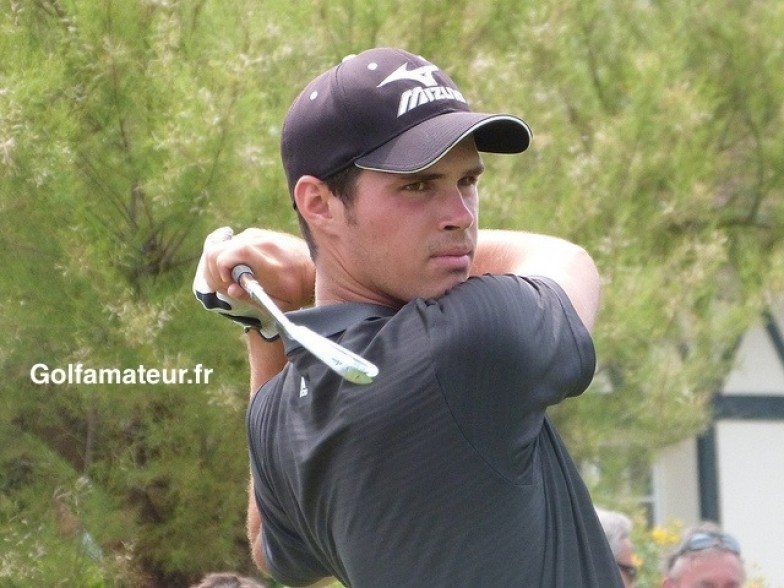 Léonard Bem et Nicolas Aparicio, les deux seuls amateurs dans le par